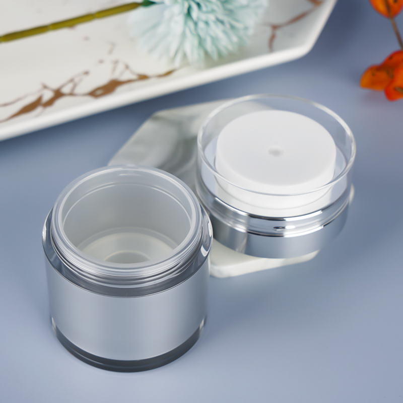 Chinese Supplier Cosmetic Packaging Custom Plastic Silver Cream Jar