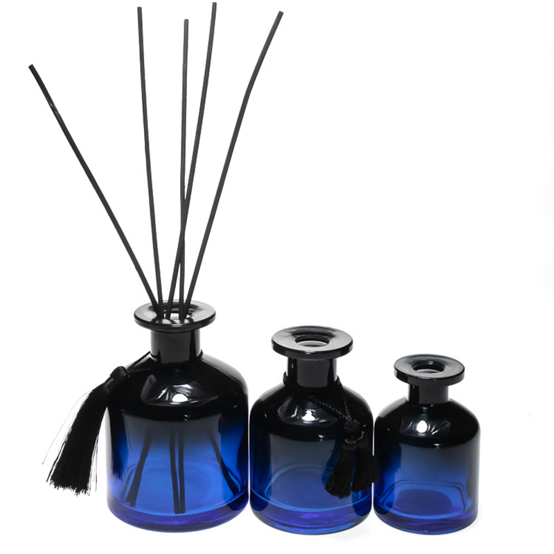 DIY flower Arrangement Ornament Bottle 130ml Bayonet Fire-free Aromatherapy Bottle Empty Reed Diffuser Bottle Glass