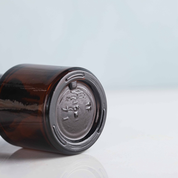 Wholesale 20 30ml 60ml Black Amber Cylinder Slanted Shoulder Glass Dropper Bottle with Pipette Essential Oil Glass Serum Bottle