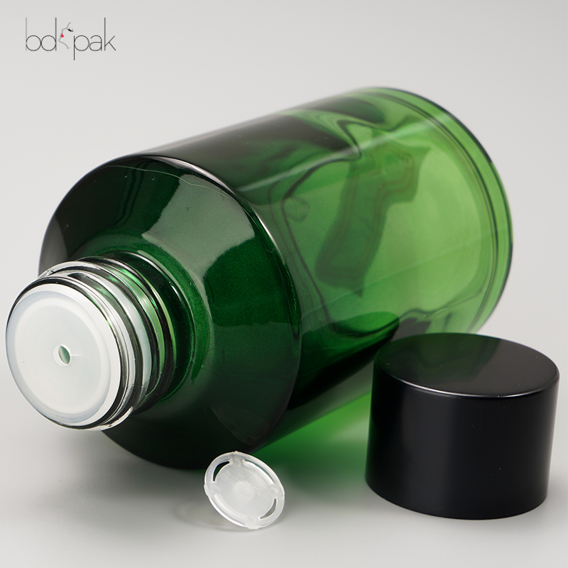 Screw Cap Boston Round Bottle for Essential Oil 100ml 150ml 200ml Recyclable Unique Green Glass Toner Bottles for skincare