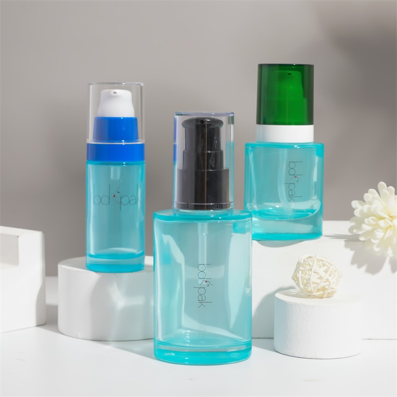 Custom 100ml Luxury Round Empty Cosmetics Packaging Containers Foundation Glass Lotion Bottle with Dip Tube